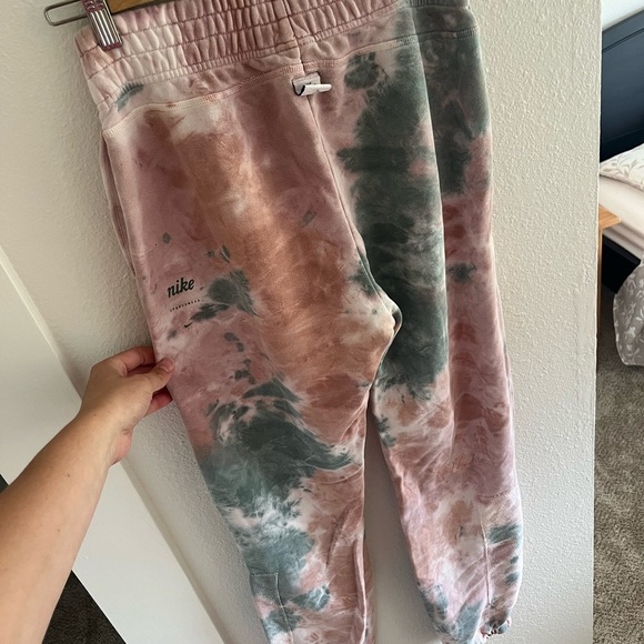 Nike Pink Jogger Pants - Picture 6 of 7